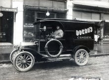 Doerr's Candies delivery car