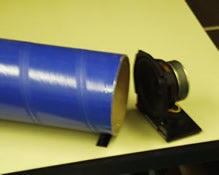 Photograph of resonance tube and open speaker