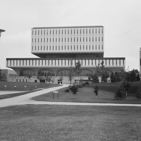 1968 Dana Porter Library