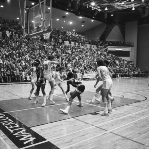 1973 A basketball game in PAC