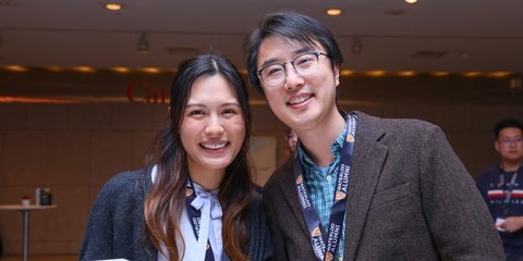 Two University of Waterloo alumni smiling together