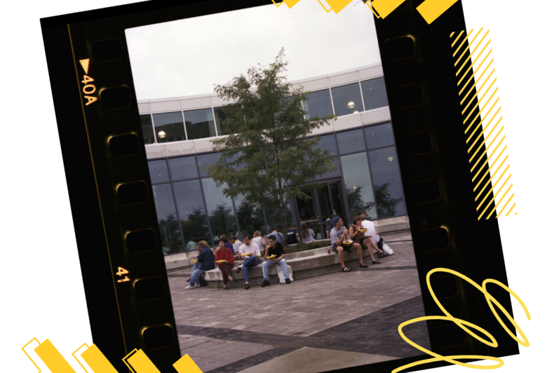 1999 people eating outside