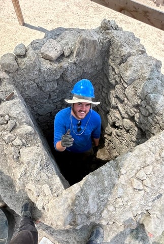 Will received his bachelor’s degree in Anthropology with a minor in Classical Studies from the University of Waterloo. He is now studying with Dr. Alexis Dolphin. His research interests include paleopathology and bioarcheology. 