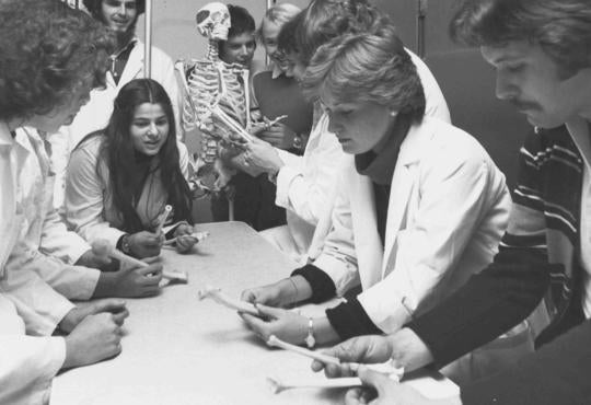 Students in anatomy lab in 1973.