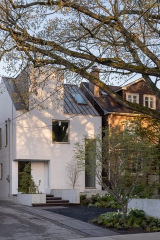 Exterior of Anya Moryoussef's Blind Dormer House