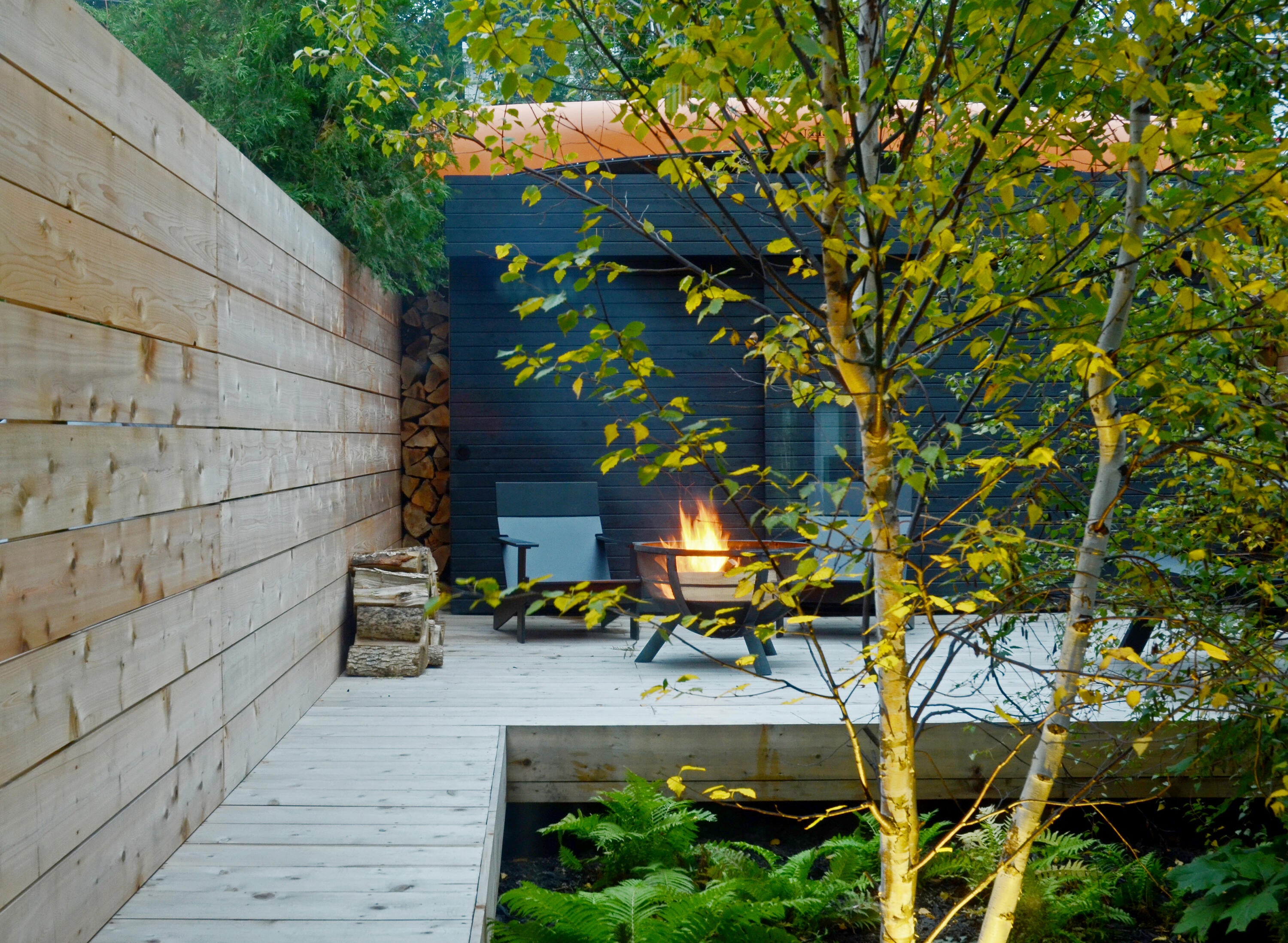 exterior view of Bellwoods Lodge