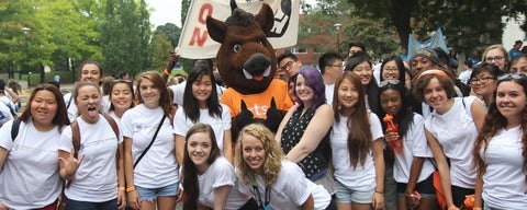 students with mascot at Arts orientation