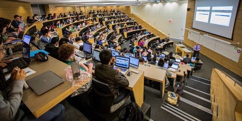 Image of the largest classroom at SAF