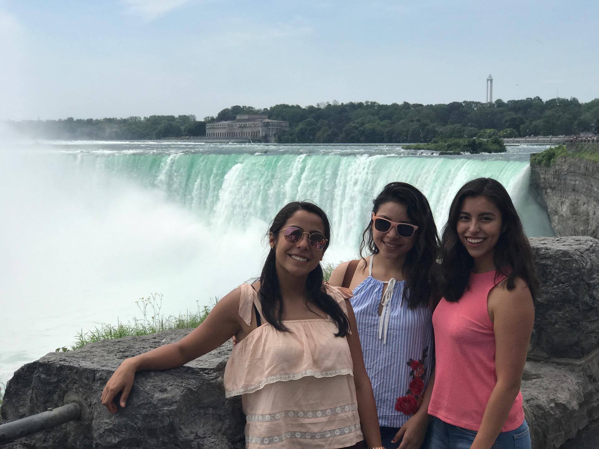 BASE students at Niagara Falls