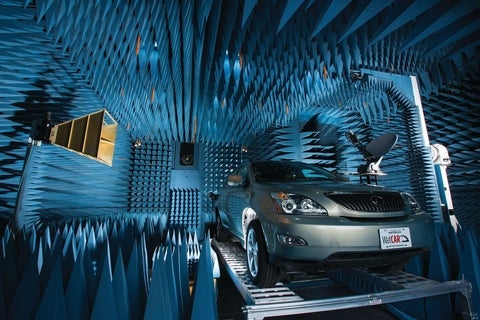 Anechoic chamber electromagnetic radiation lab