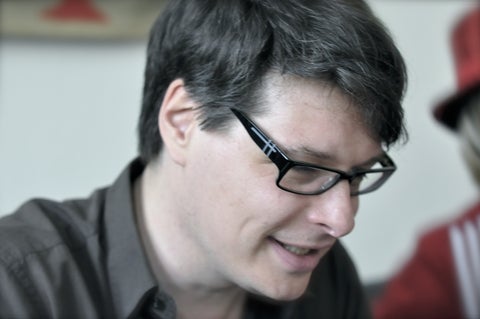 Head shot, side profile, of author Marc Degens. Copyright Frank Maleu