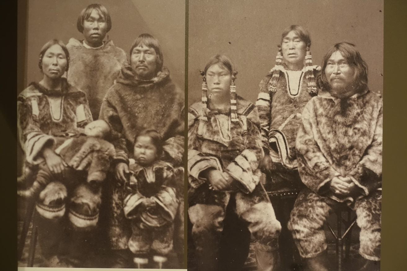 Family of Inuit