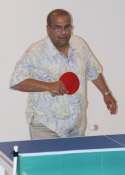 Dr. Raafat Mansour playing pinpong at BBQ 2010