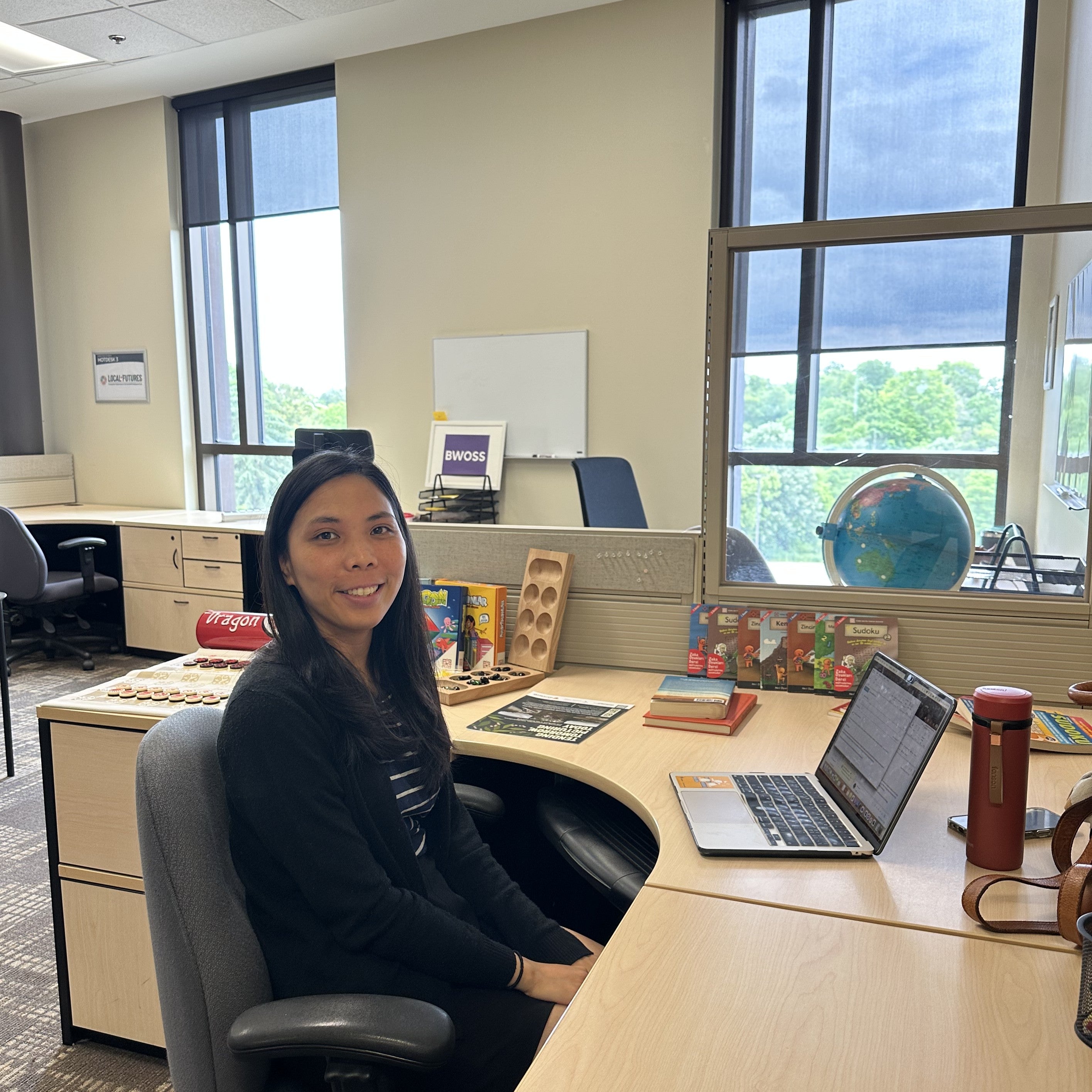 fiona-working-at-the-incubator-square