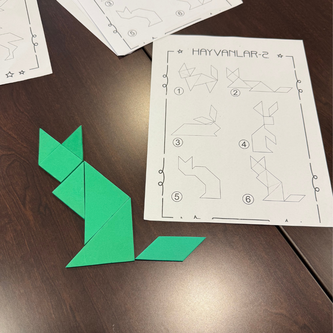 cat made from blocks