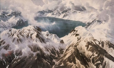 A painting of snowy mountain peaks wth a lake nestled between the slopes