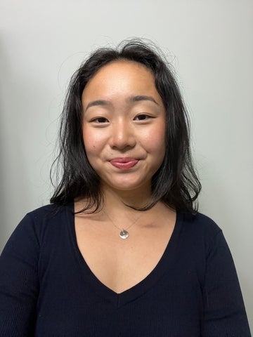Ally Yau Headshot