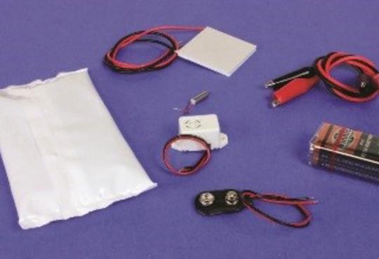 Educational Innovation Thermoelectric kit displayed with a battery, wires and connectors