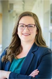 Allison Slater headshot