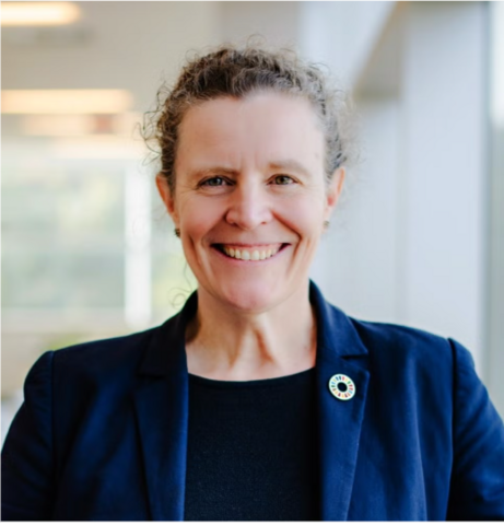 Amelia Clarke Headshot