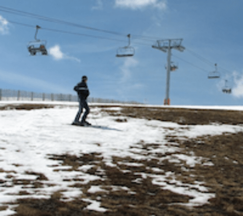 ski hills ontario with little snow