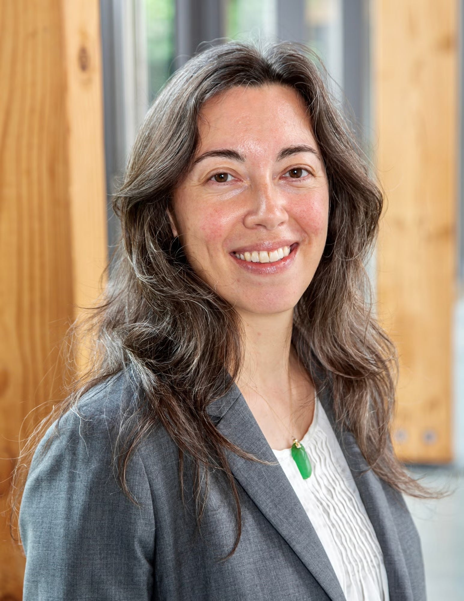 Vanessa Schweizer headshot