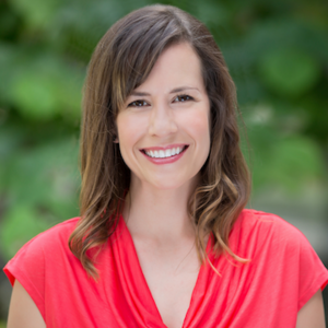 Sarah Burch headshot