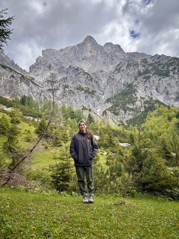Francesca Girmenia posing in front of the National Park Gesäuse in Austria