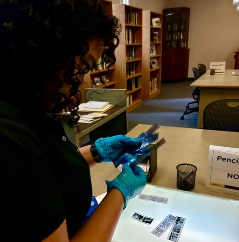 Hamisha Ramesh working in a lab