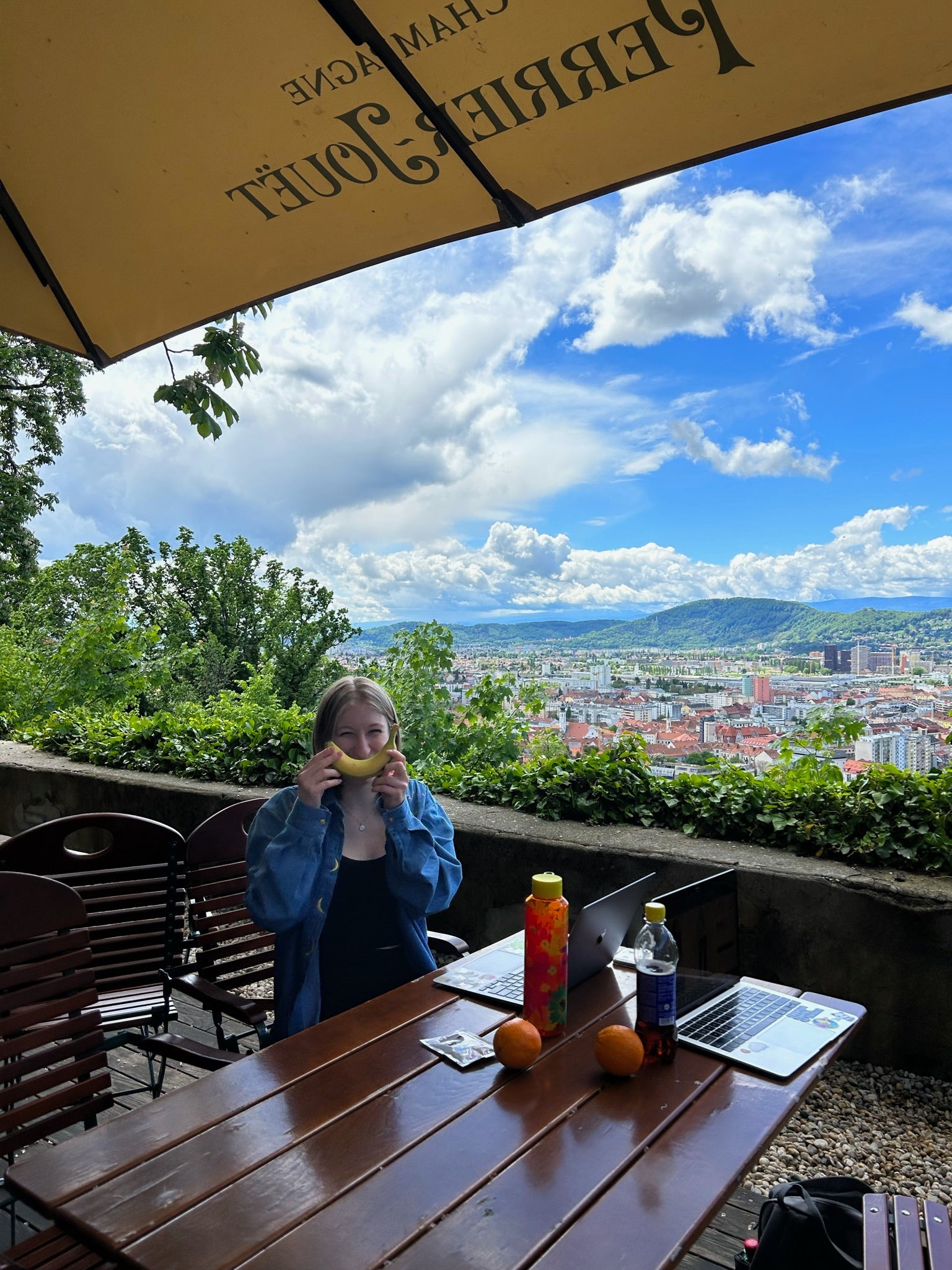 Jessica working from a cafe in Graz.