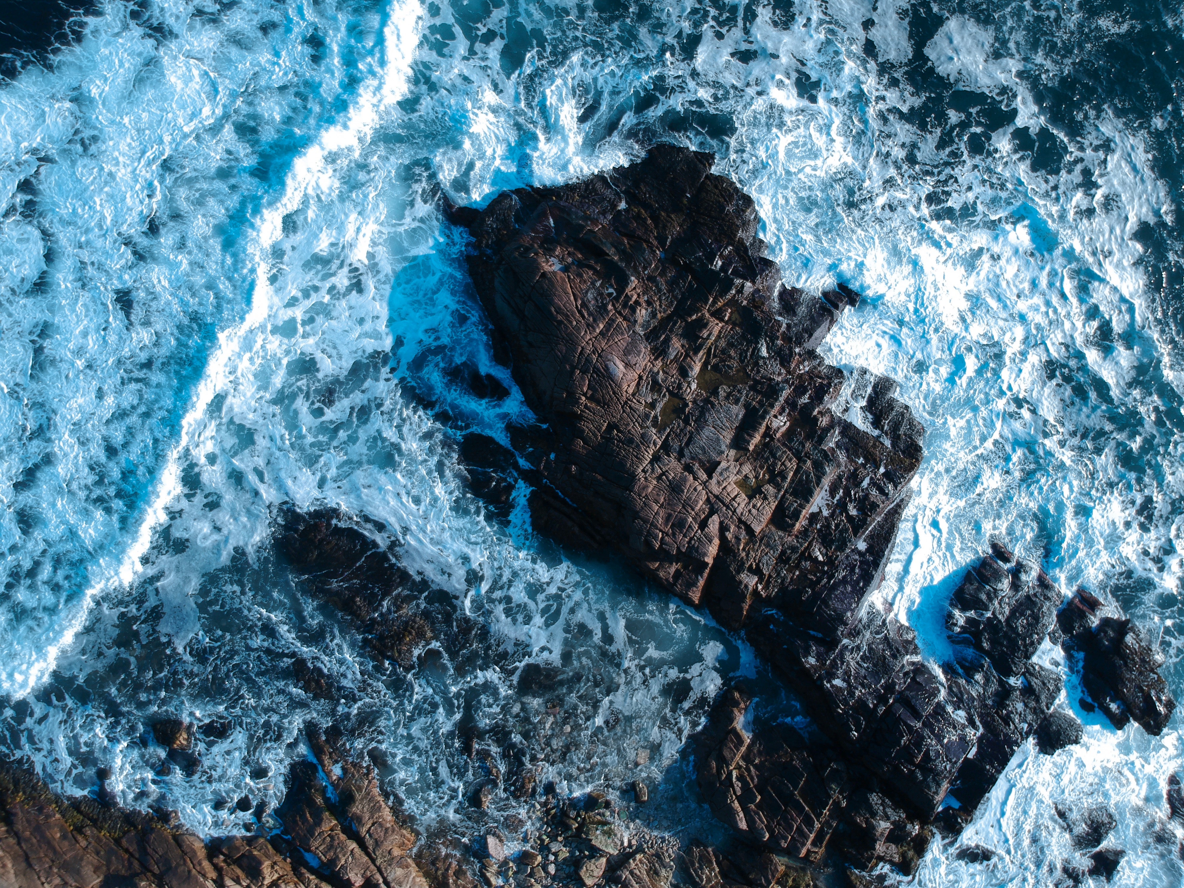 Waves crashing against rocks