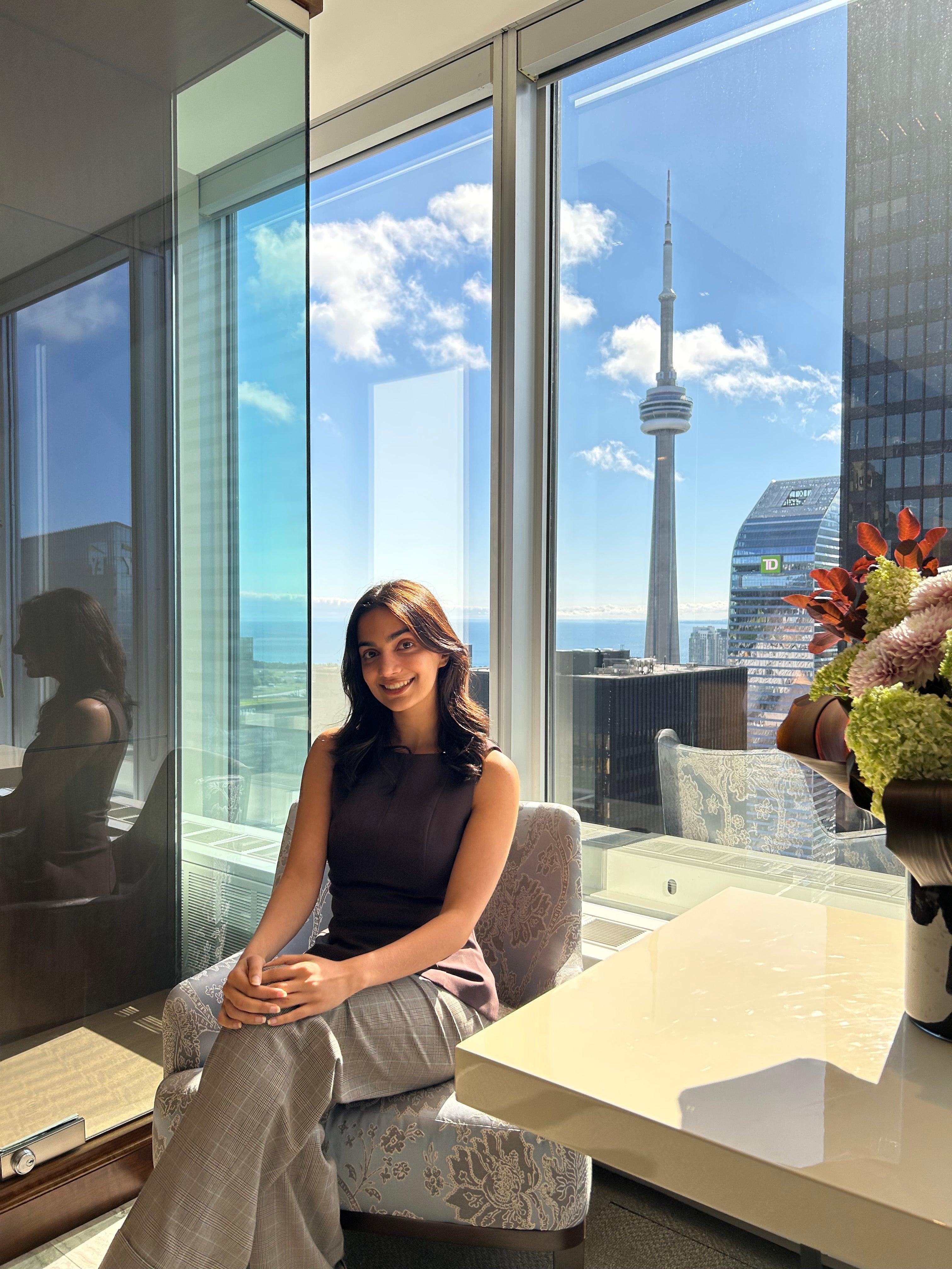 Lab member Yasna Yassini