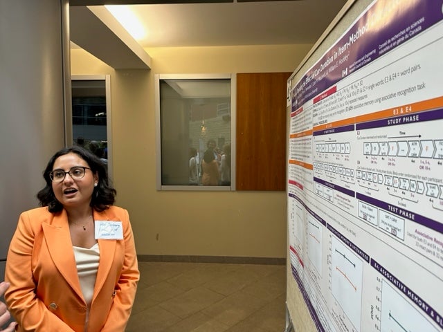 Pelin Presenting at CSBBCS 2023