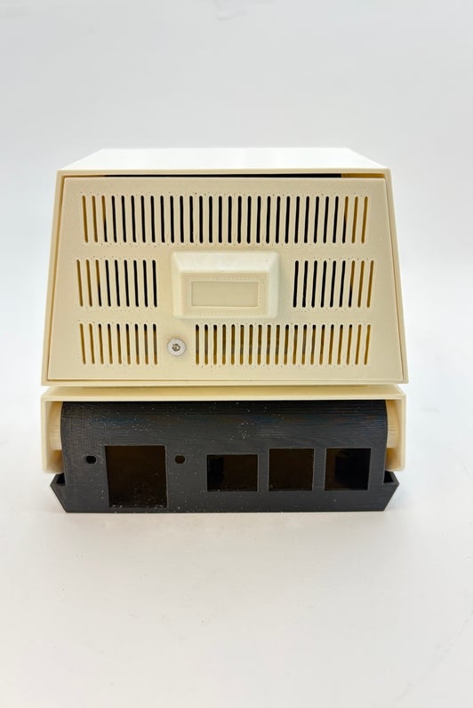 back image of mini version of commodore superpet