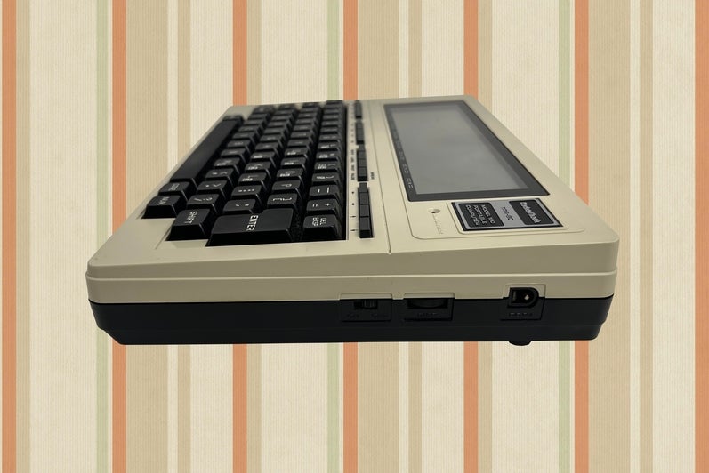 Right side of TRS-80 Model 100