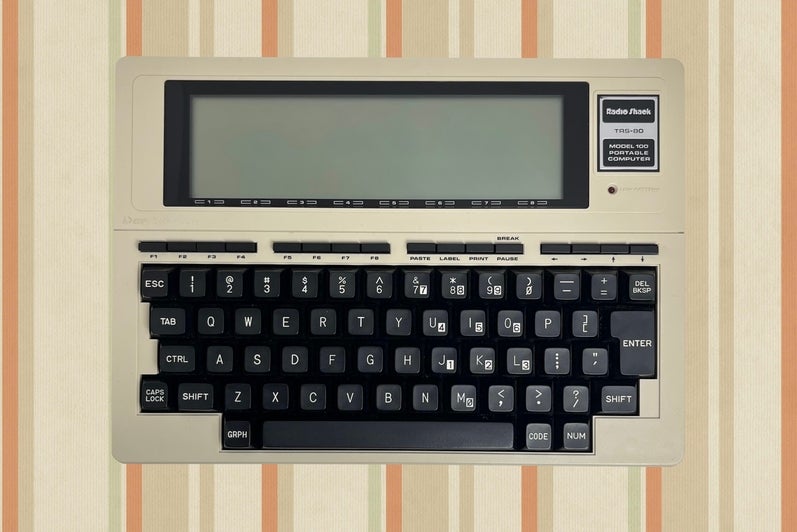 TRS-80 Model 100 screen and keyboard