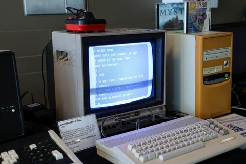 ELIZA dialog on a Commodore 64