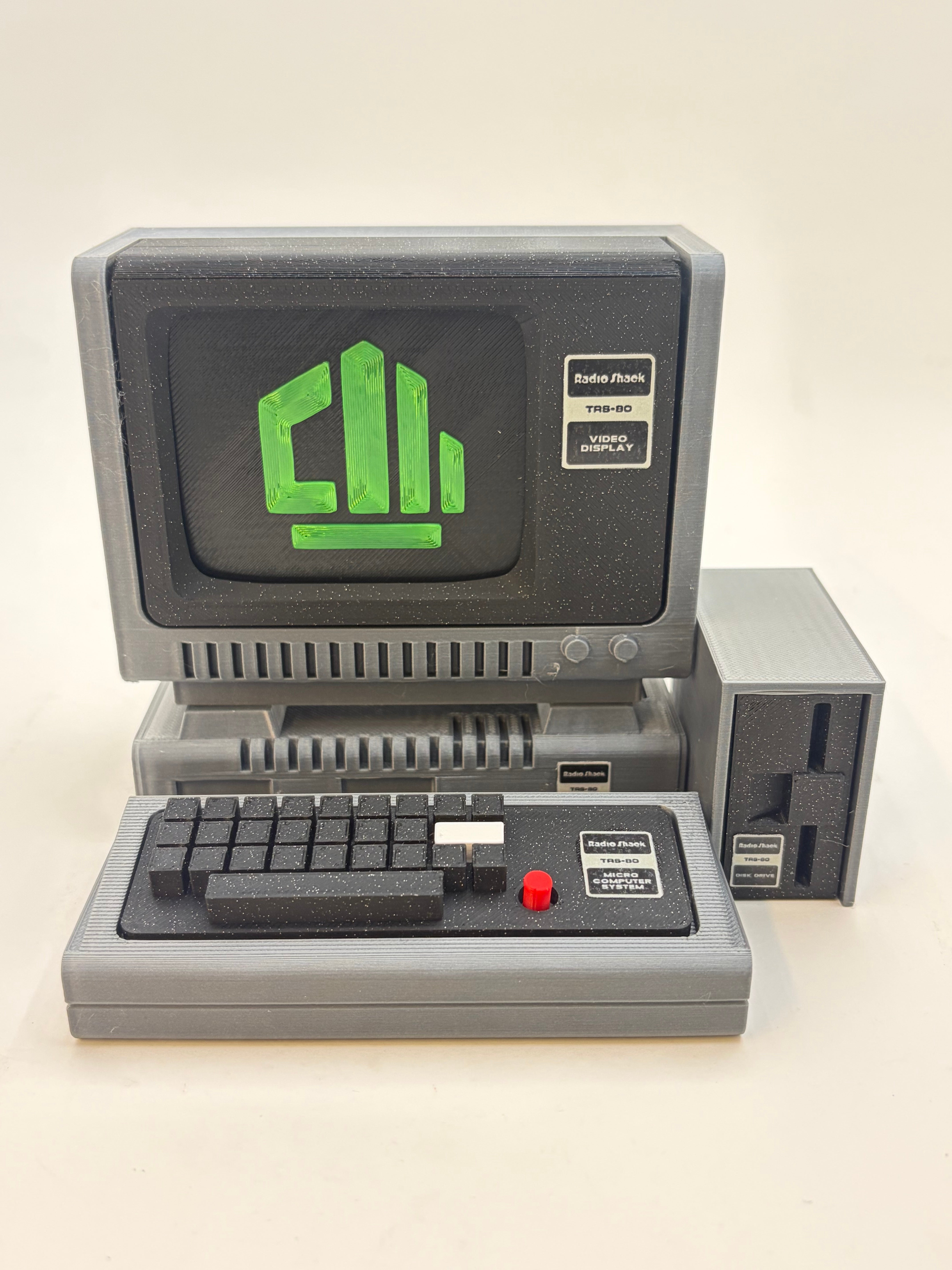 Tiny front facing model of TRS80 Model I