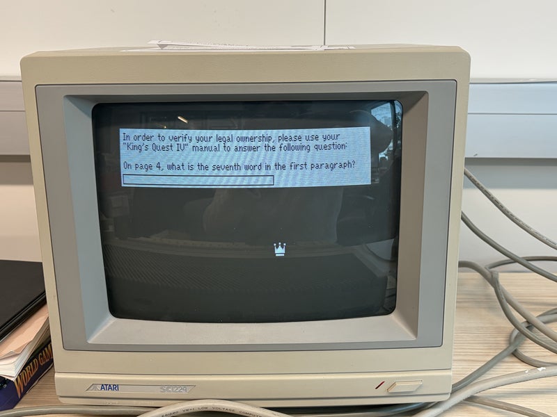 Image of Manual prompt for players, in Kings Quest