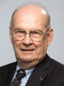 photo of Distinguished Emeritus Professor Don Cowan