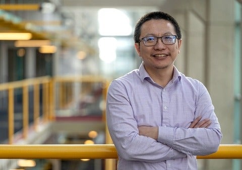 photo of Professor Yaoliang Yu in Davis Centre