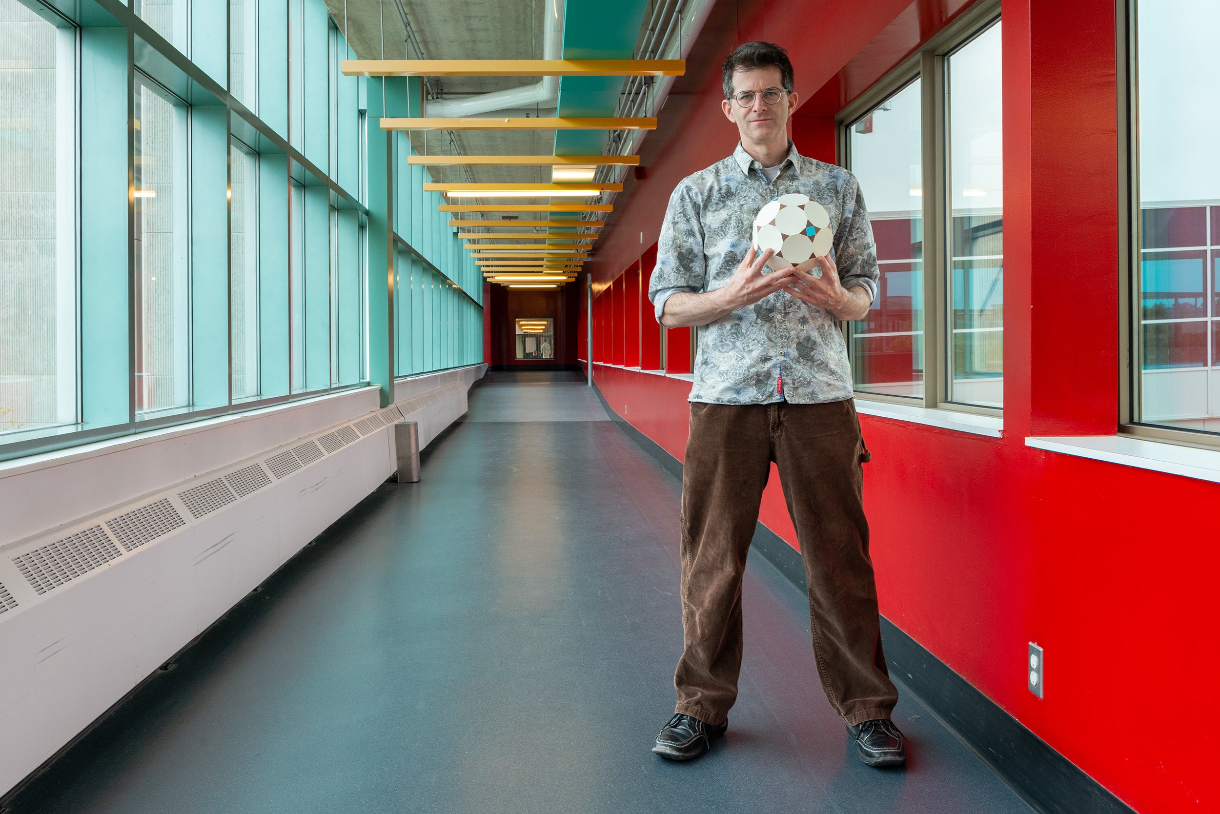 Professor Craig S. Kaplan in bridge between DC and MC, holding imperfect solid