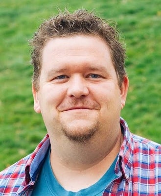 Portrait photo head and shoulders  Andrew