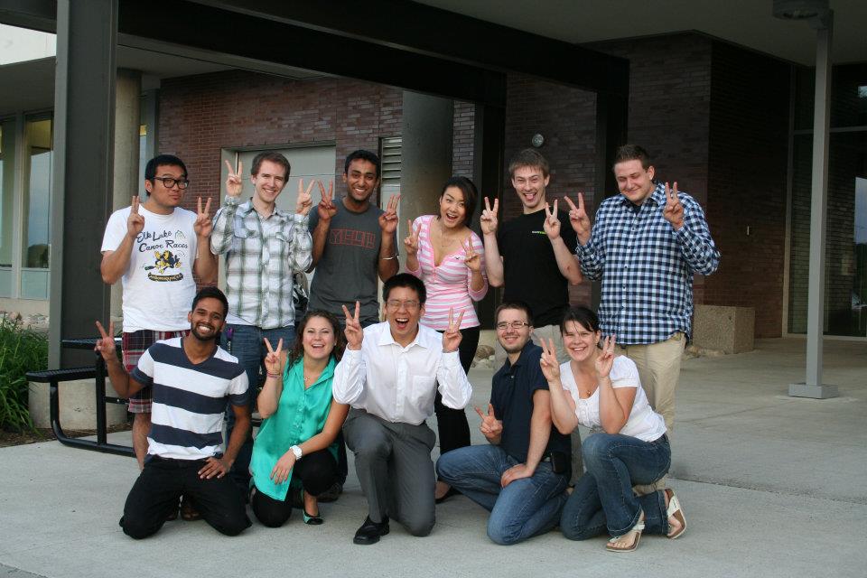 The first BET 300 class poses for a photo using the peace sign.