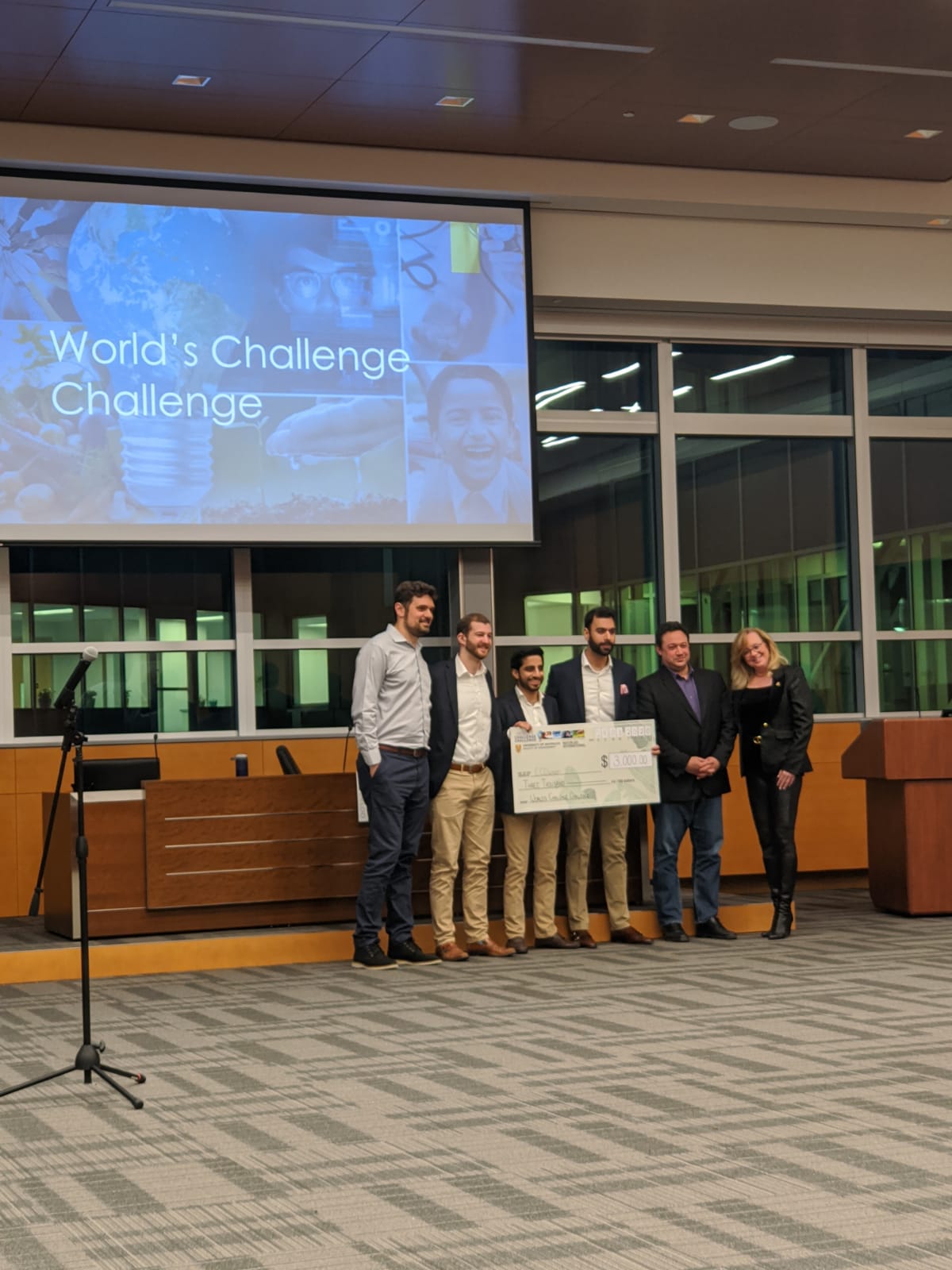 MBET problem solvers at work: Full-time MBET students at the World's Challenge Challenge pitch competition.