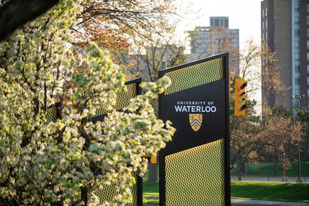 University of Waterloo sign by University Ave.