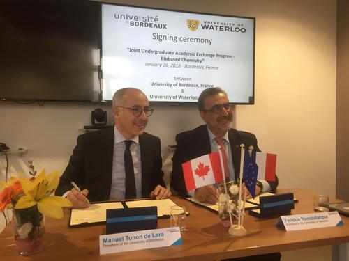 University of Bordeaux President Manuel Tunon de Lara and Waterloo President Feridun Hamdullahpur sign the bio-based chemistry agreement.
