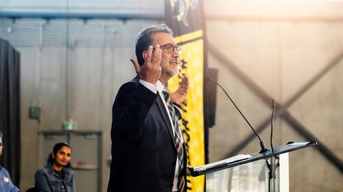 Feridun Hamdullahpur speaks at the grand opening of the Field House in 2019.