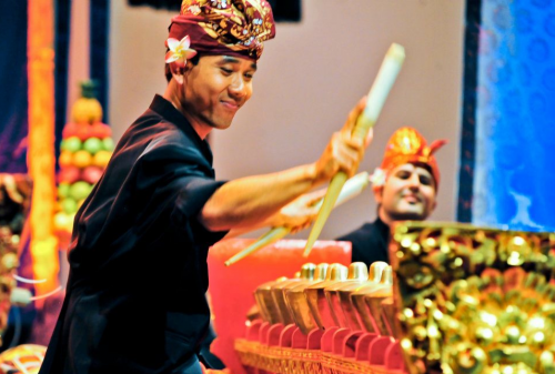 I Dewa Made Suparta plays the Balinese gamelan.