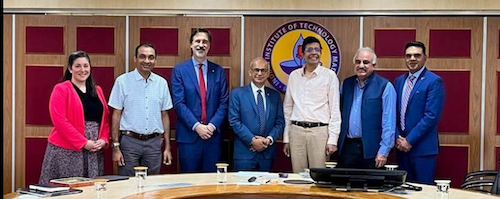 Representatives from the University of Waterloo and the IIT Madras in a group photo.